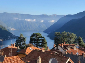 Uno scorcio sul lago Faggeto Lario